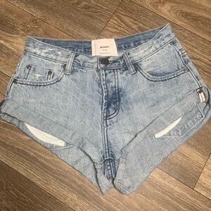 Oneteaspoon Low Waist Cut Off Jeans Short